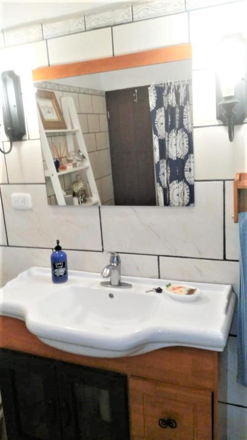 Casa Sophia 3 Listings Apartment 1 Or Apartment 2 Separately Or Apt 1 And 2 Together All With Fo Internet Guapiles Ngoại thất bức ảnh