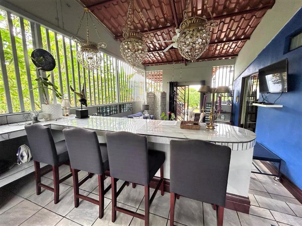 Casa Sophia 3 Listings Apartment 1 Or Apartment 2 Separately Or Apt 1 And 2 Together All With Fo Internet Guapiles Ngoại thất bức ảnh