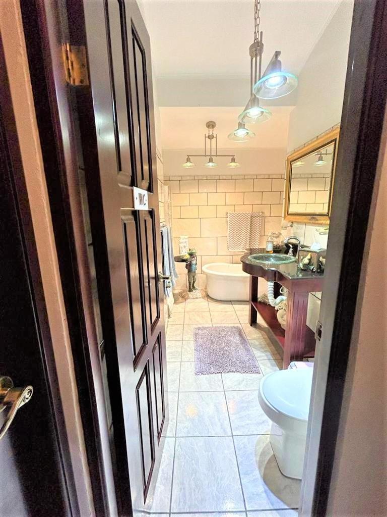 Casa Sophia 3 Listings Apartment 1 Or Apartment 2 Separately Or Apt 1 And 2 Together All With Fo Internet Guapiles Ngoại thất bức ảnh